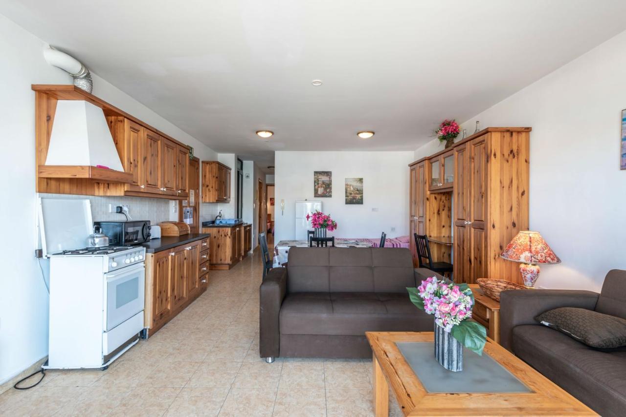 Harbour Lights Seafront 2 Bedroom Apartments With Panoramic Sea Views - By Getawaysmalta St. Paul's Bay Dış mekan fotoğraf